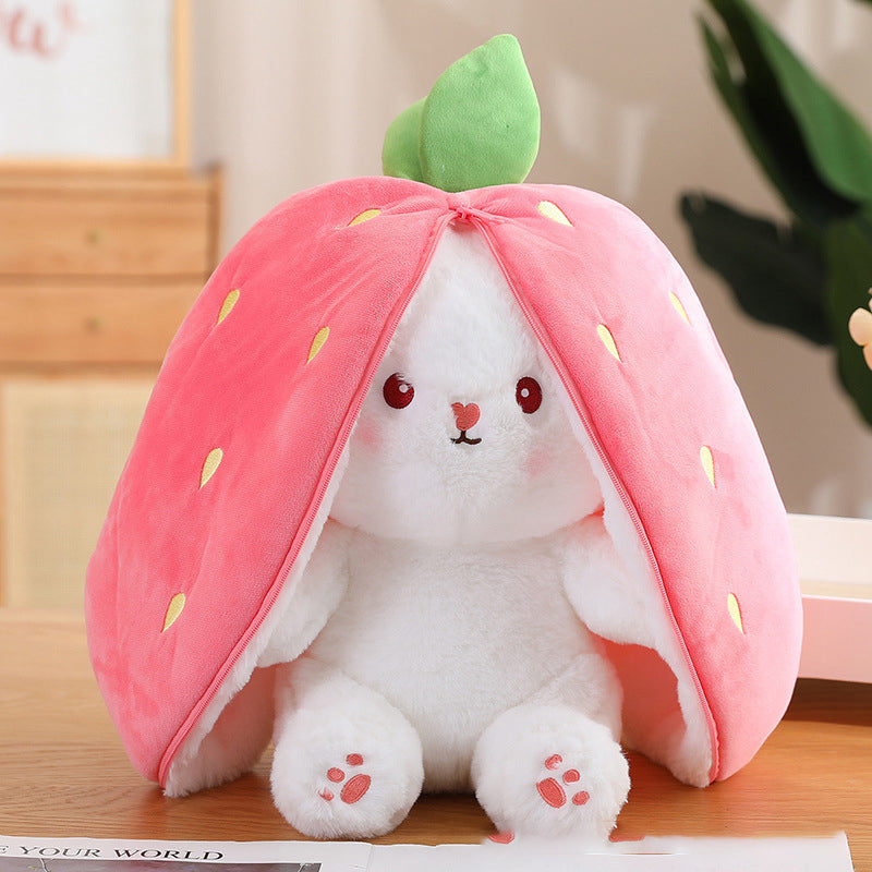 🍓 Heißer Verkauf 50% OFF🍓 Ostertag Erdbeerhase verwandelt sich in ein kleines Kaninchen🎀 Fruchtpuppe Plüschtier🐰